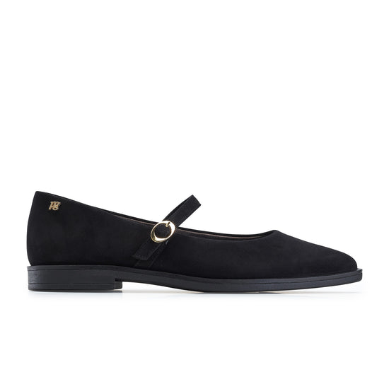 Carla Flat