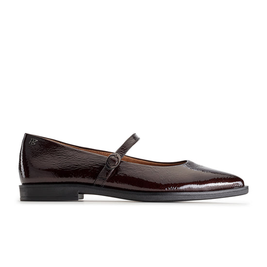 Carla Flat
