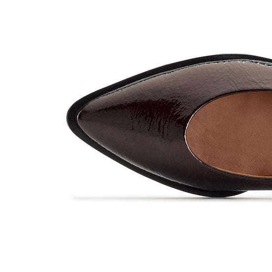 Carla Flat