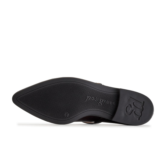 Carla Flat