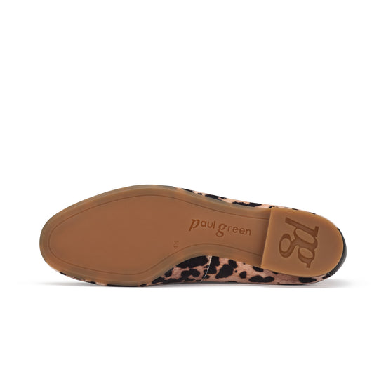 Womens Sand Black Leo Combo Flat- Paul Green Shoes Dottie Flat- Bottom Sole View view 4
