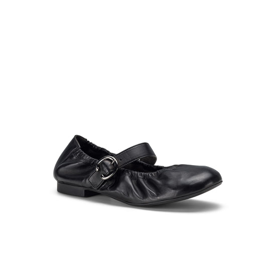Womens Black Leather Flat- Paul Green Ferguson Flat- 3/4 Angle View view 3