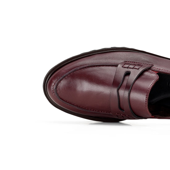 Womens Bordo Leather Loafers- Paul Green Carmel Loafer- Closeup Toe Box View view 2
