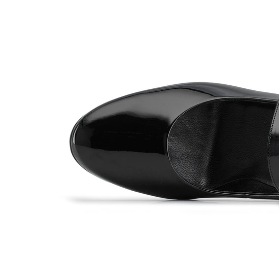 Cassie Heel
