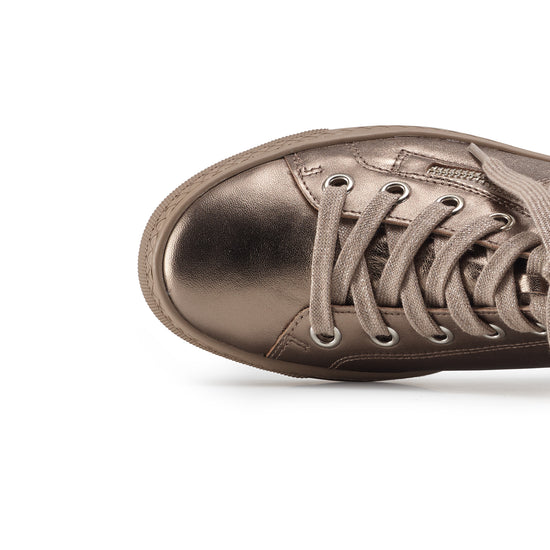 Wells Sneaker