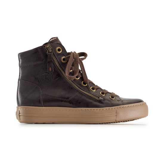 Wells Sneaker