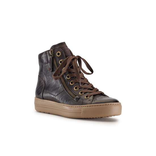 Wells Sneaker