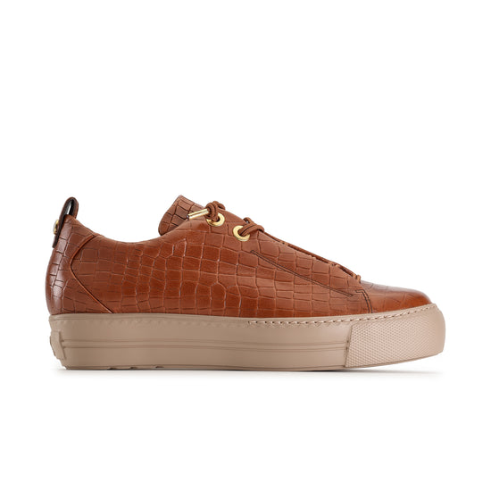 Zena Sneaker
