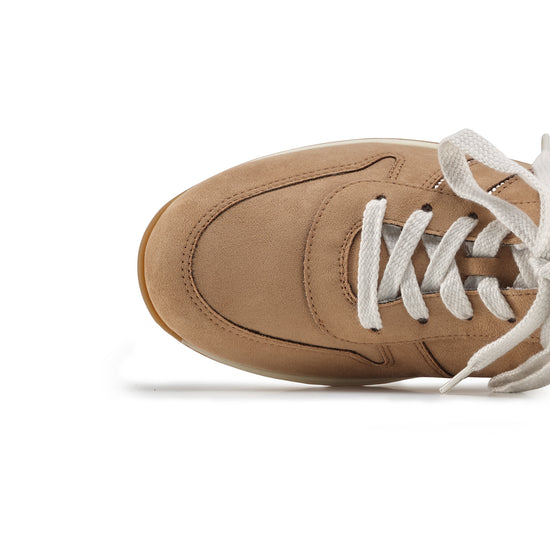Bella Sneaker
