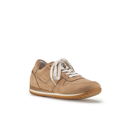Bella Sneaker