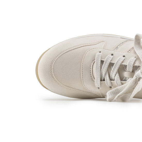 Bella Sneaker