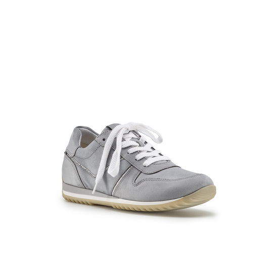 Bella Sneaker