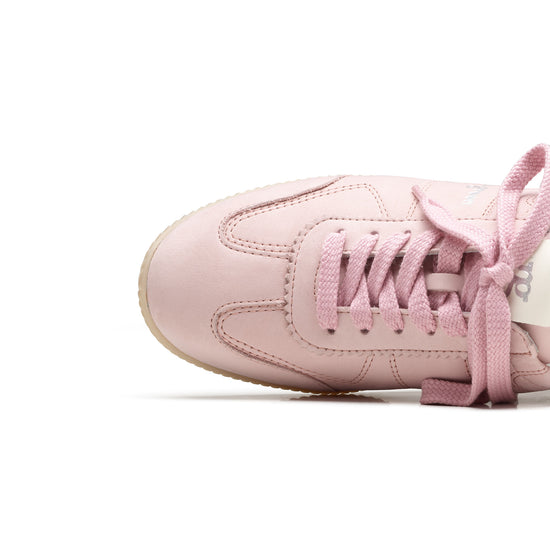 Womens Princess Cream Sneaker- Paul Green Shoes Dalene Sneaker- Closeup Toebox View view 2