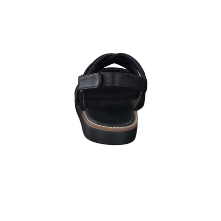 Ronnie Sandal