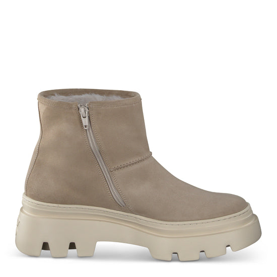 Shelly Boot