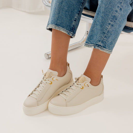 Faye Sneaker
