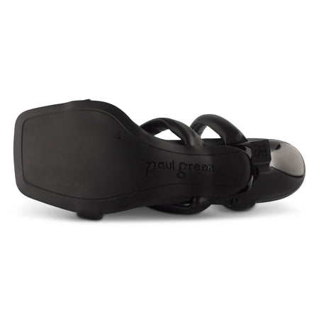 Leah Sandal