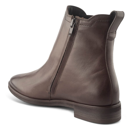Mindy Boot